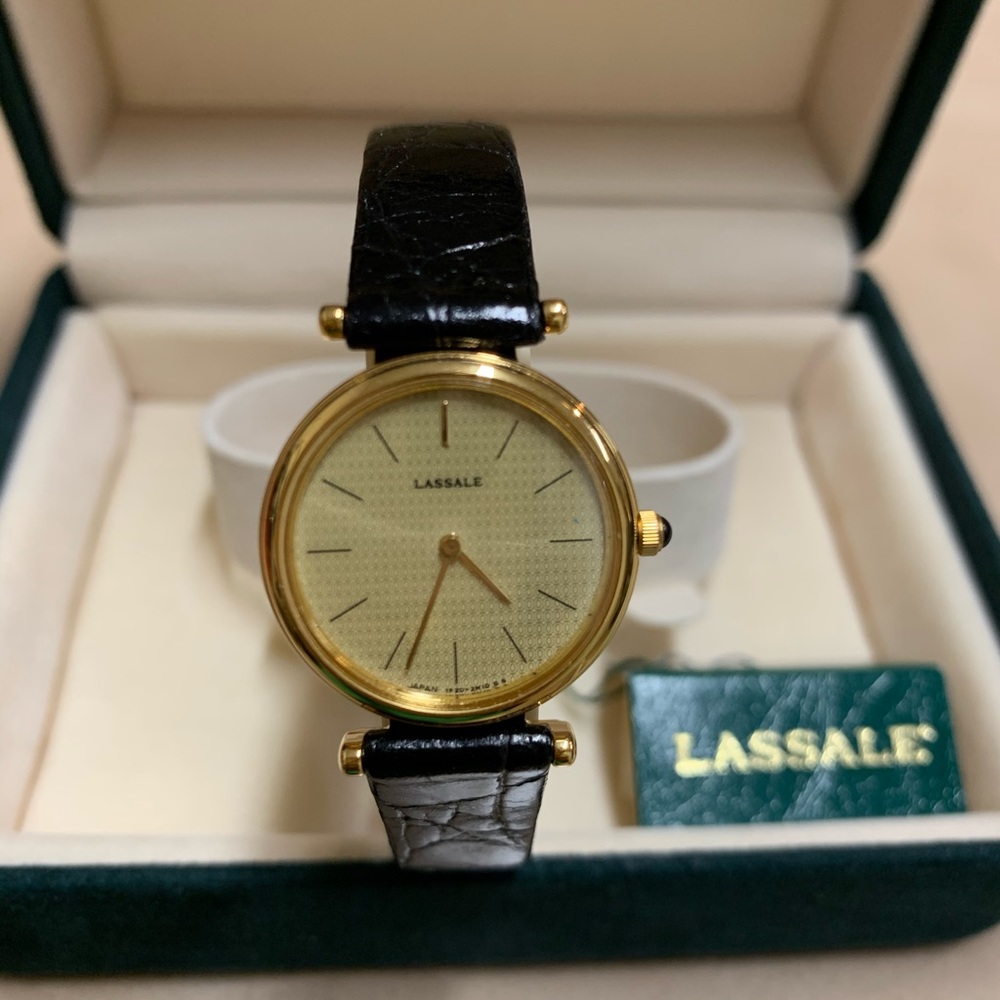 *LASSALE BY SEIKO LADIES RETRO QUARTZ WATCH*